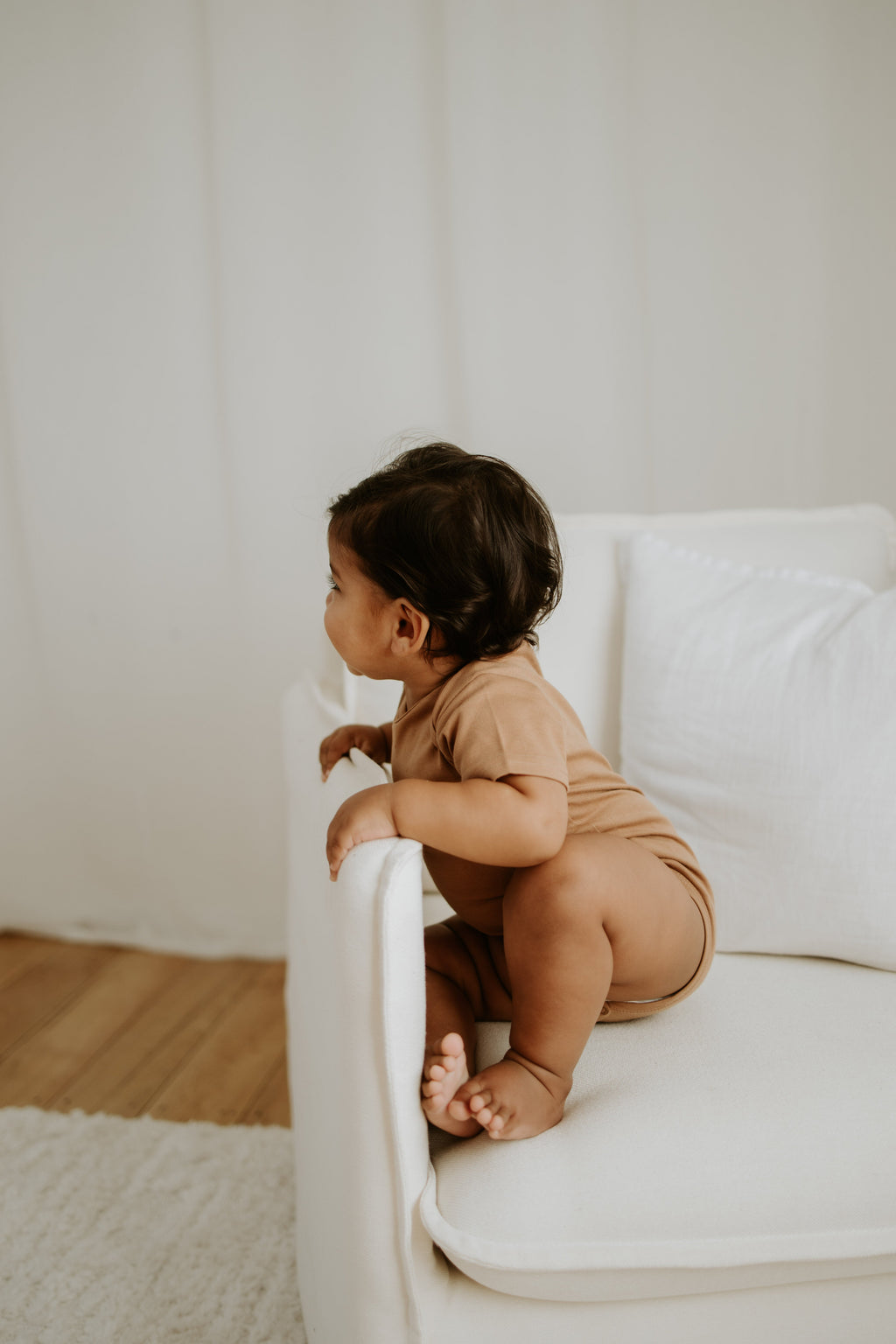 Short Sleeve Onesie - Brown