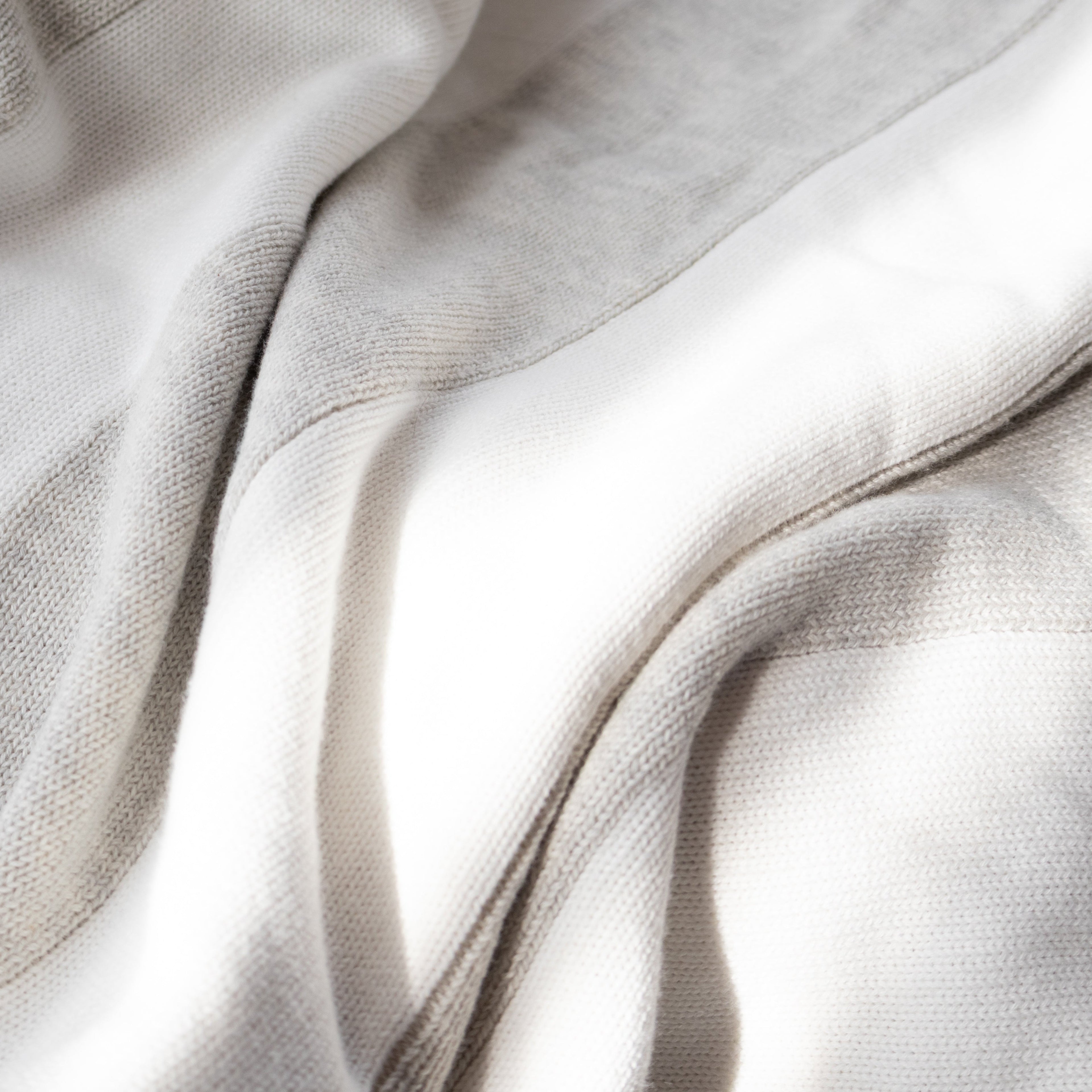 Knit blanket - Large stripes milk and mist