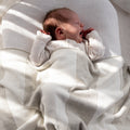 Knit blanket - Large stripes milk and mist