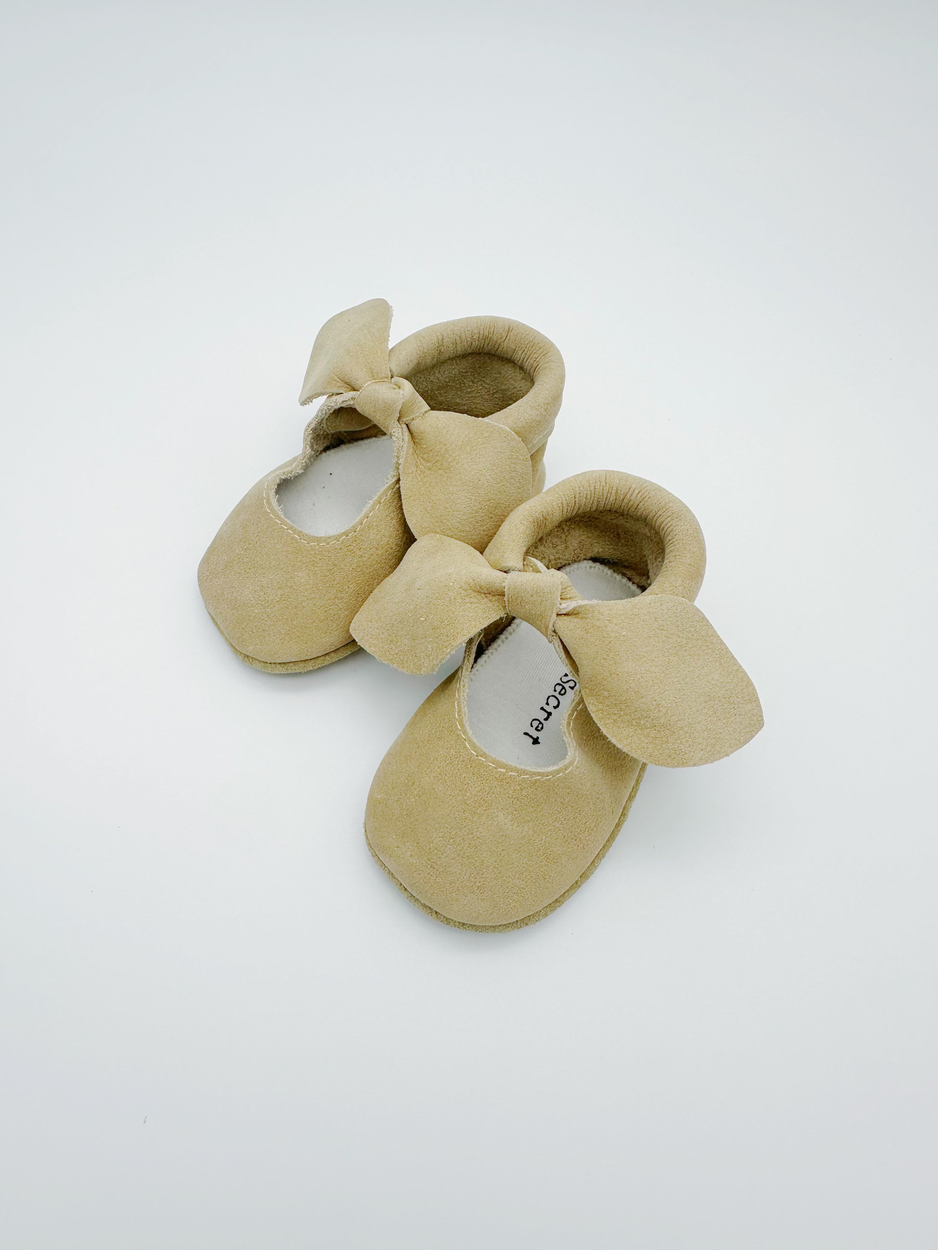 Little Secret Bow Beige Baby Leather Flat Shoes