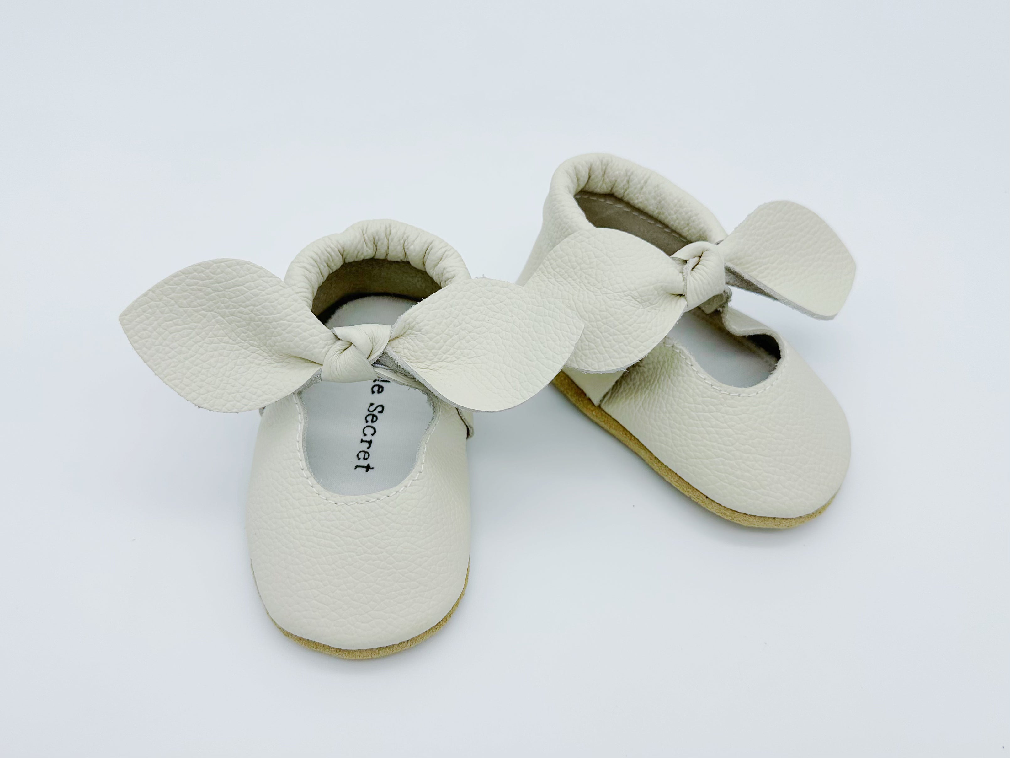 Little Secret Bow White Baby Leather Flat Shoes