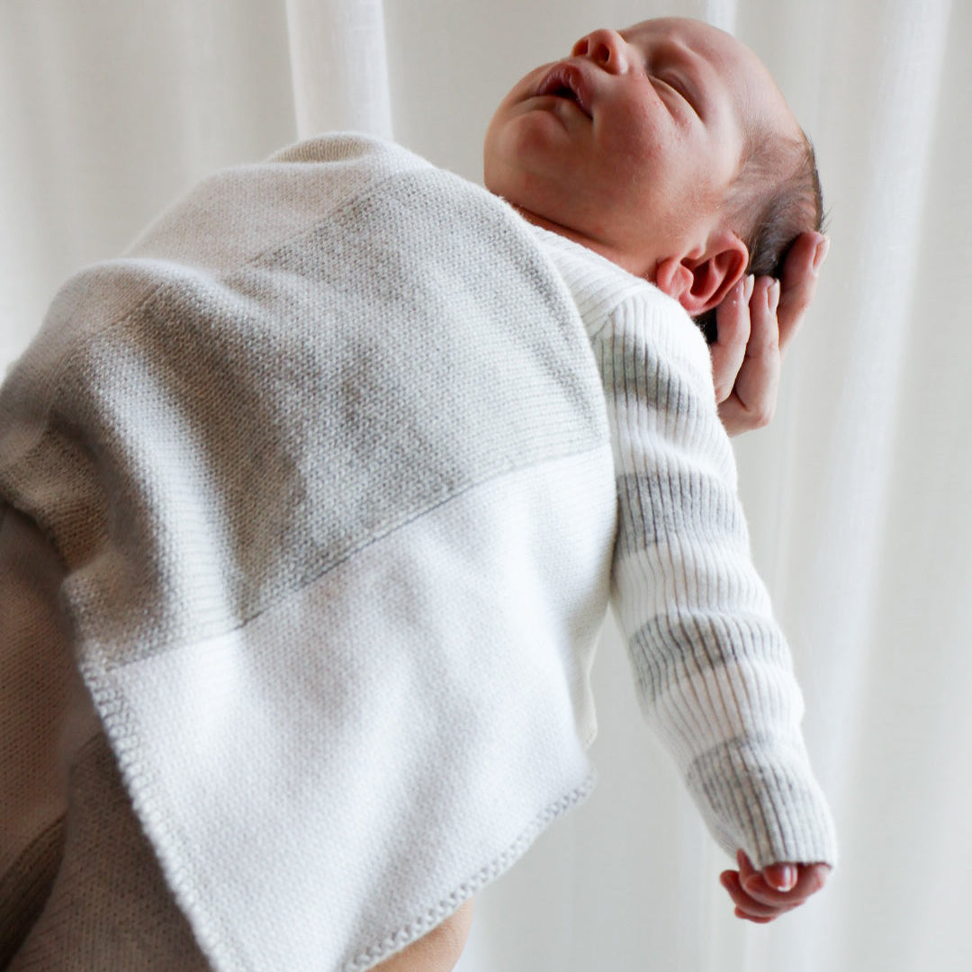 Knit blanket - Large stripes milk and mist