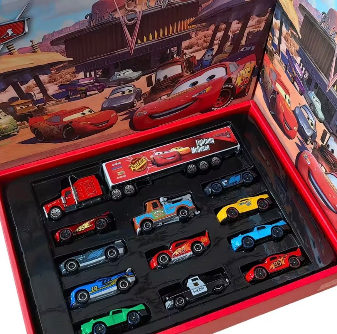 12Pcs Disney Pixar Cars Gift Box Metal Diecast lightning McQueen Car