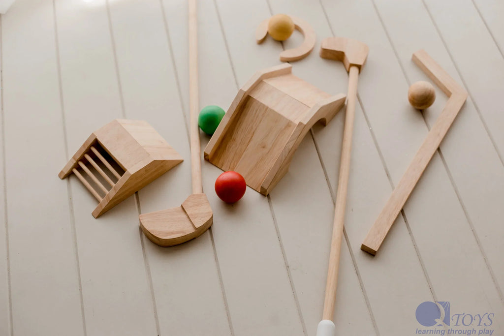 Mini Golf Set - QToys | Wooden Toy NZ