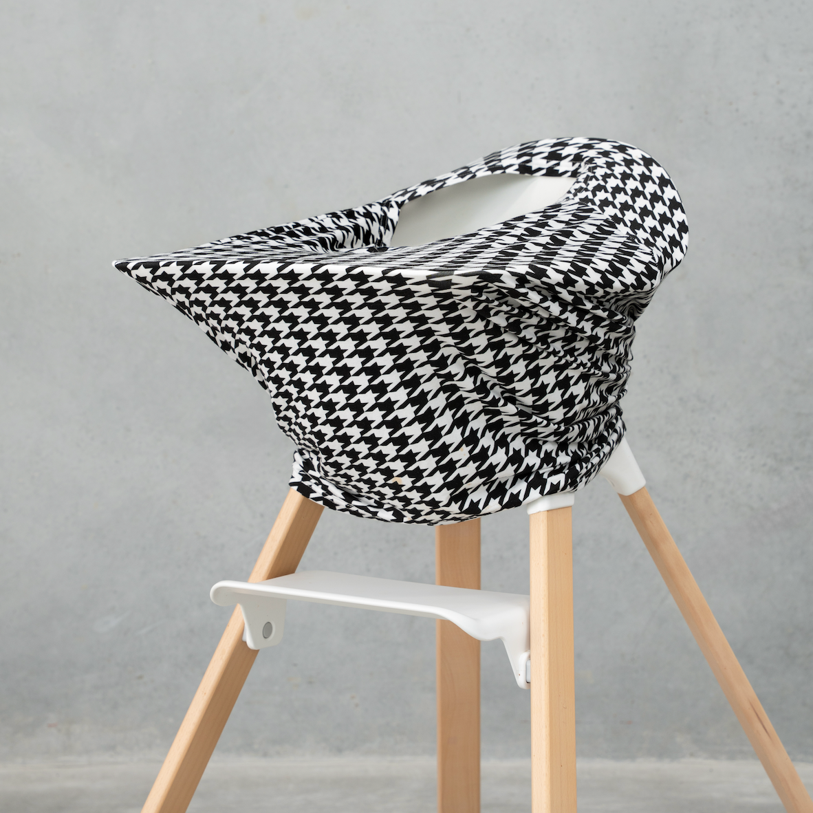 Black Houndstooth Multi-Use Cover