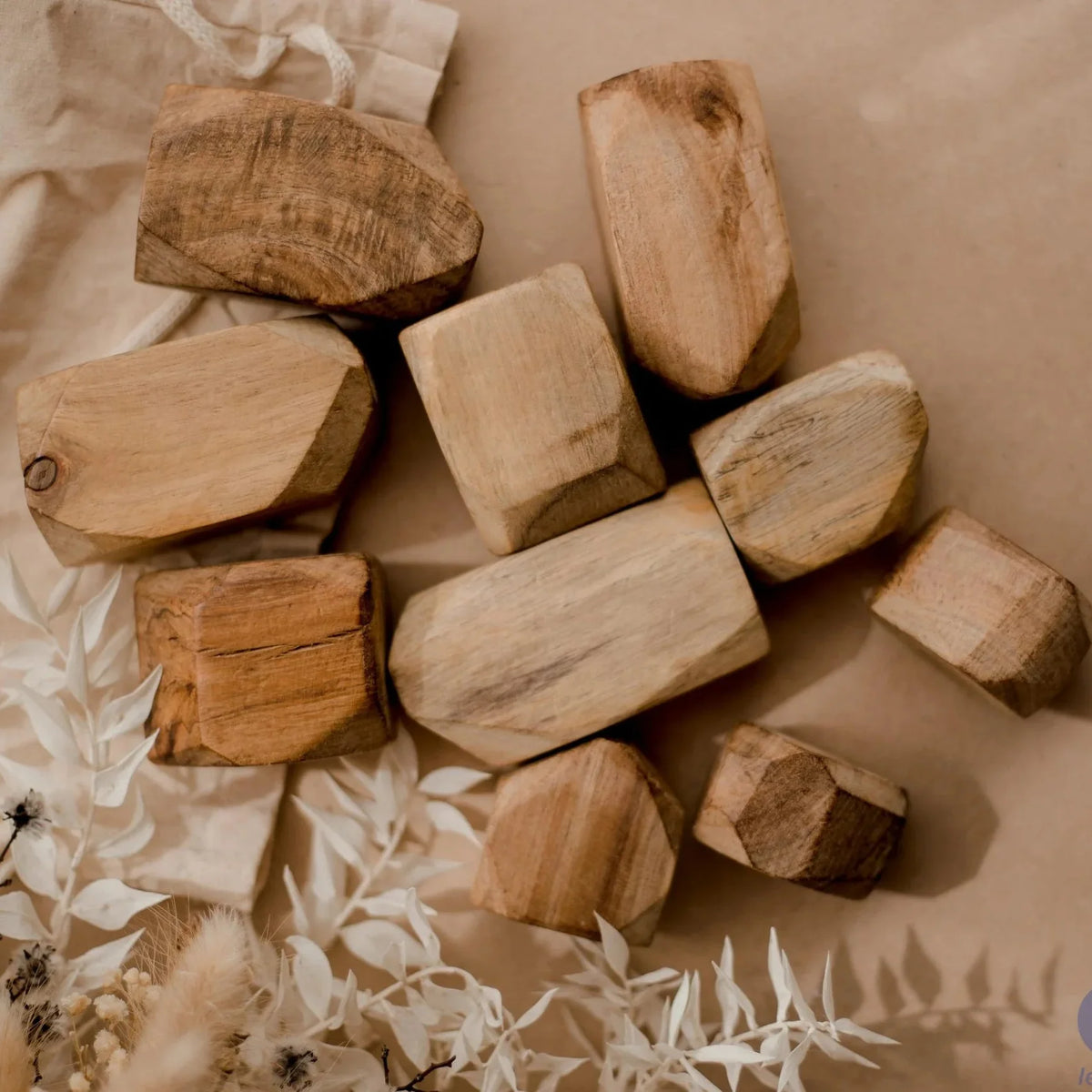 Natural Wooden Balancing Gems - QToys | Wooden Toy NZ