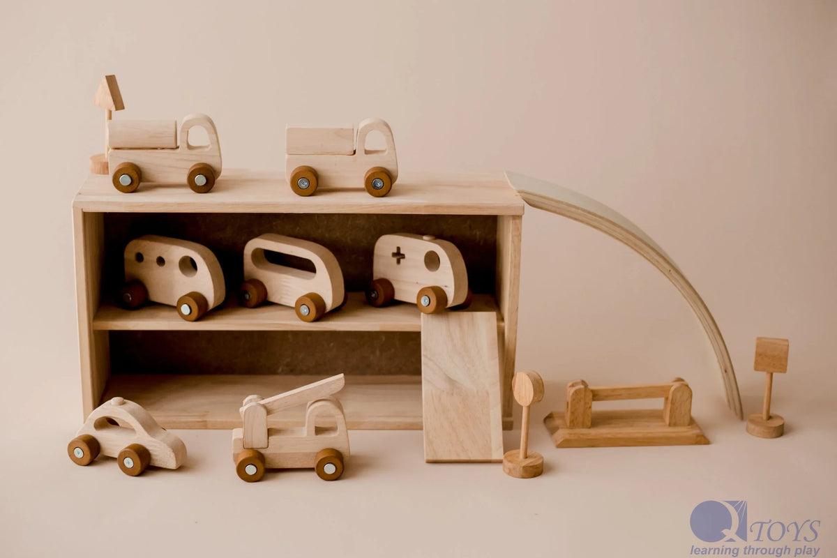 Wooden Vehicle Play Set - QToys | Wooden Toy NZ